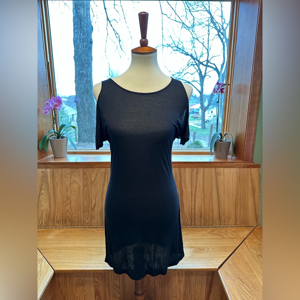 BCBGMaxAzria Black Cold-Shoulder Short Sleeve Tunic Top XS